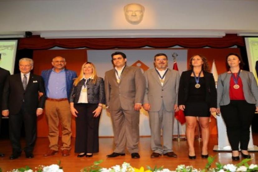 Kırçiçeği'ne vergide altın madalya