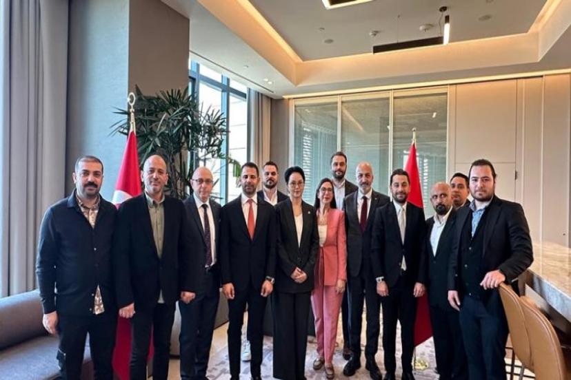 Kırgızistan-Türkiye Ticari İş Birliği İzmir’de Masaya Yatırıldı