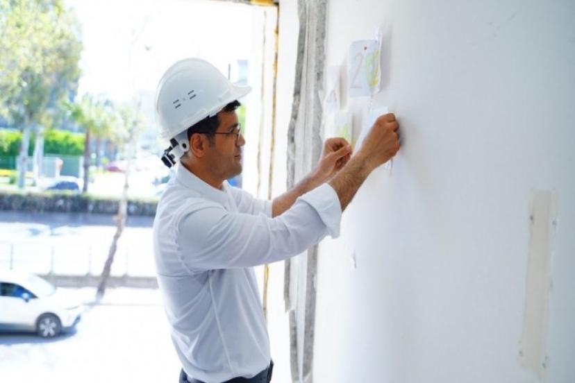 Kırkpınar yerinde inceledi ve isyan etti: Bayraklı’da vatandaşın parası böyle çöpe gidiyor!