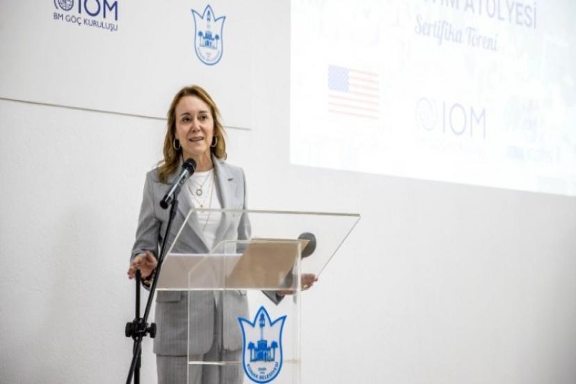 Konak’tan hazır giyim sektöründe kadın istihdamına yeni model  Kadınların üretimi gelire dönüşecek