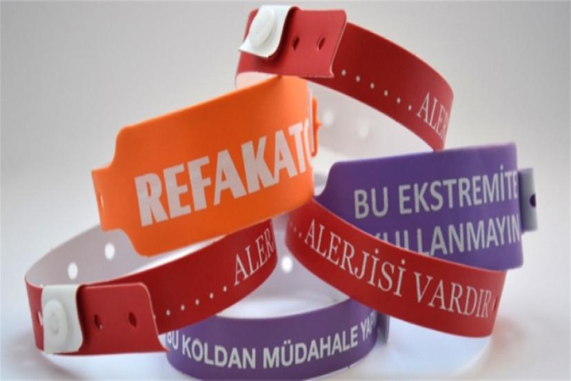 Koronavirüslü Hastalara ‘Akıllı Bileklik’ Uygulaması Geliyor