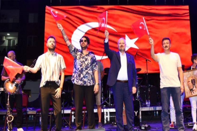 Koyundere'de Zafer Konserleri