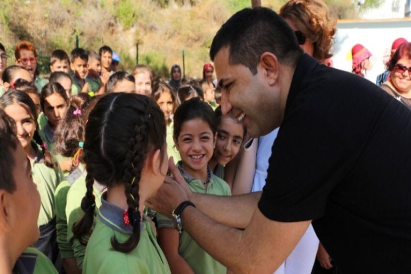 Kuşadası Belediyesi’nden Sosyal Belediyecilik Dersi