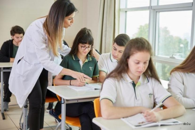 Liselerde Yeni Eğitim Sisteminde Hangi Dersler Seçmeli Ve zorunlu Oluyor?