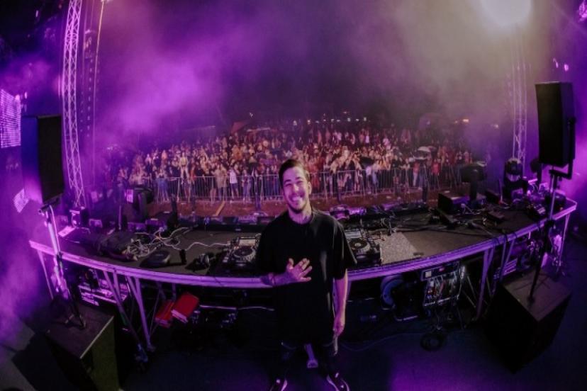   Mahmut Orhan, İzmir’de Tarihi Havagazı Fabrikası’nda Tarih Yazdı