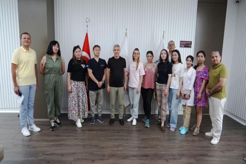 Medical Point,100 bine yakın yabancı hastaya şifa oldu!