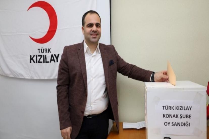 Melih Bingöl, Kızılay Konak Şubesi Başkanlığında Güven Tazeledi