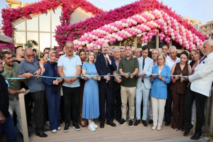 Menemen Belediyesi Aynısefa Sosyal Tesisleri görkemli bir törenle açıldı