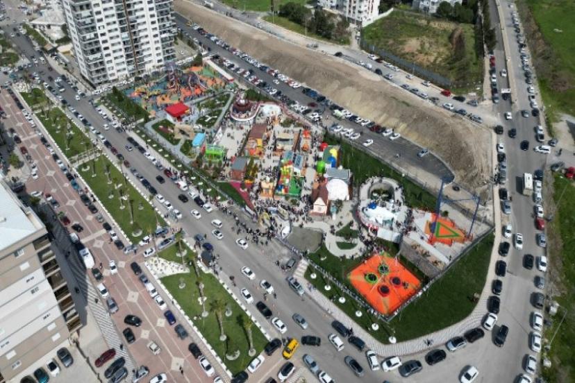 Menemen Çocuk Oyun Köyü ziyaretçi rekoru kırdı