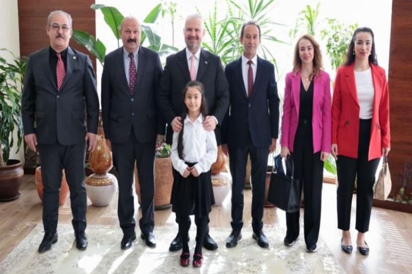 Menemen'de 23 Nisan coşkusu yaşandı