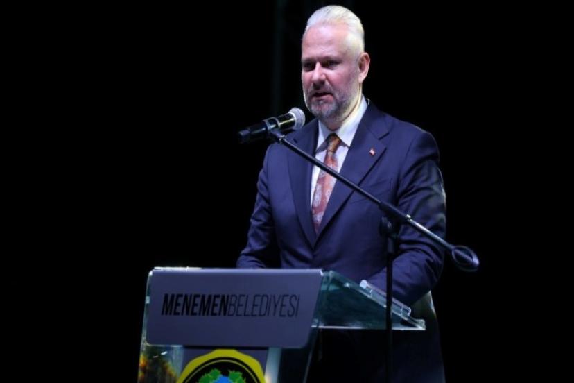 Menemen'de evler tertemiz, yaşlılar mutlu