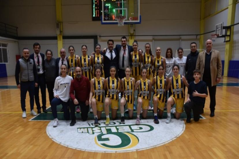 Menemen, İzmir Büyükşehir'i Yendi