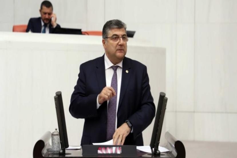 Milletvekili Sındır, “Gıda Sıkıntısı Yaşanmaması İçin Üretici Toprakla Buluşturulmalı”