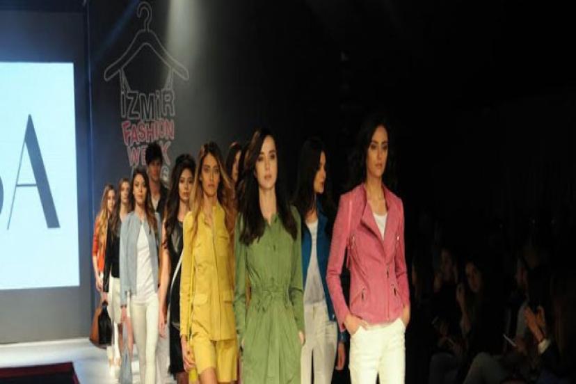 Moda’nın kalbi Karşıyaka’da attı