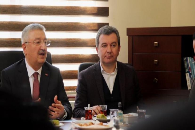 Nasır: Soyer'i Samimiyete Davet Ediyorum