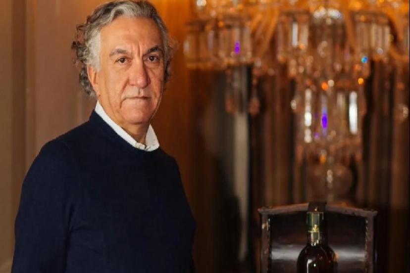 Önce 'Adam Kazandı' Dedi Sonra da Bir Parçası Olduğum Toplumu Doğru Okuyamamışım Deyip Yazılarına Son Verdi