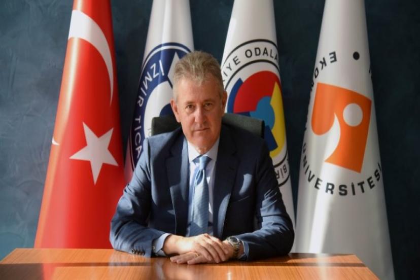 Özgener'den 15 Temmuz Mesajı: 'Dünya da Eşi Benzeri Yok'