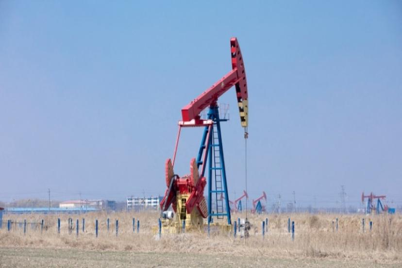 Petrol Yok Deyip Üstü Betonlanan Bir Kuyudan Daha Petrol Çıktı