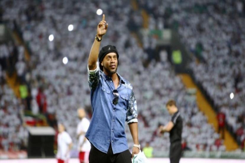 Ronaldinho gözaltına alındı!