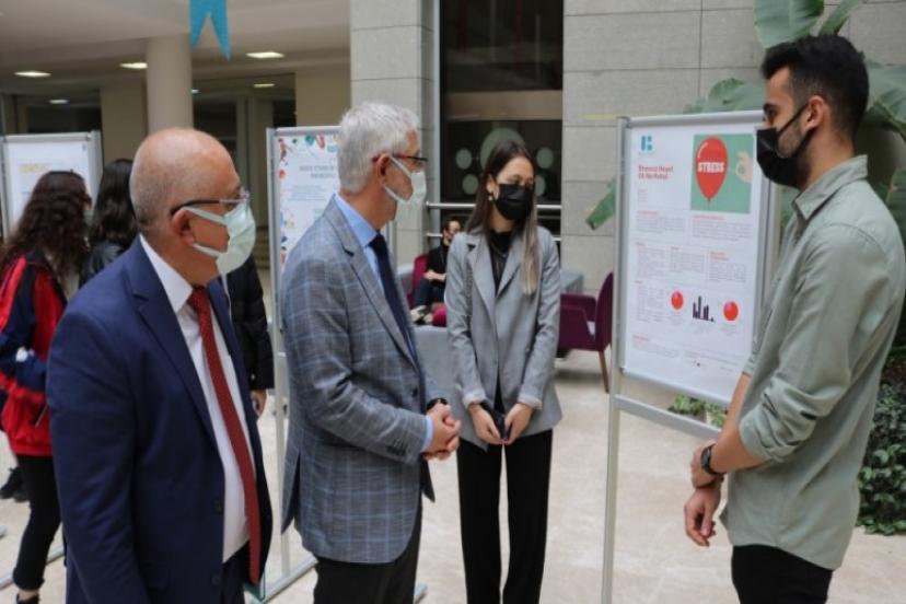 Sağlık Bölümü Öğrencilerinden Sağlık Yönetimi Araştırma Projeleri