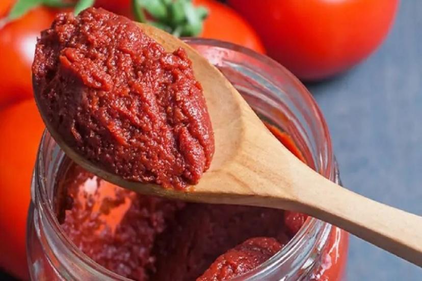 Sahte ürünlere yenileri eklendi...İşte salça diye sattıkları madde