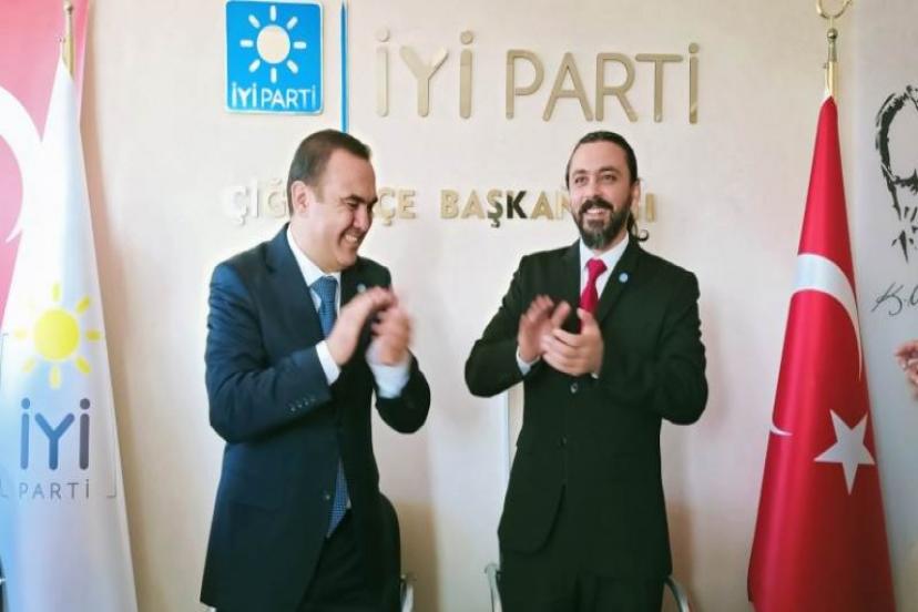 Sinan Bezircilioğlu'na İlk Açık destek Çiğli'den