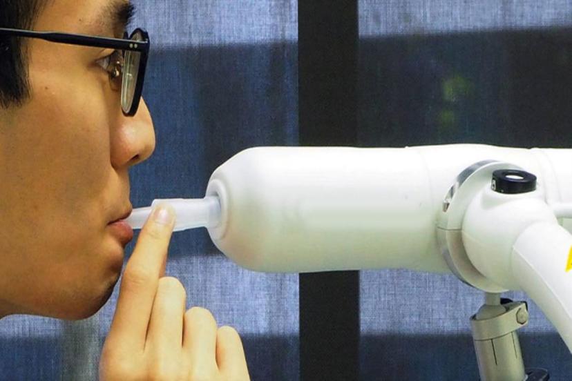 Singapur, koronayı 1 dakikada tespit edebilen nefes testine onay verdi