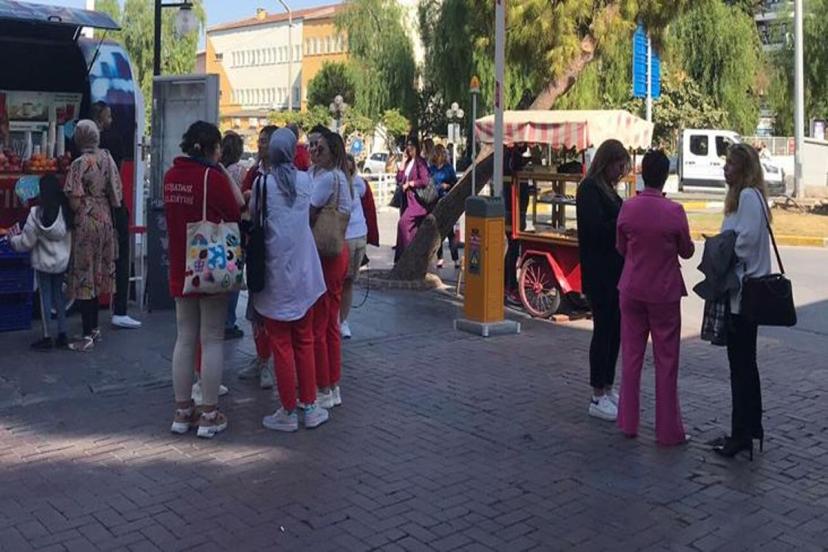 Ege Denizi'nde 4.1 büyüklüğünde deprem! İzmir ve Aydın'da hissedildi