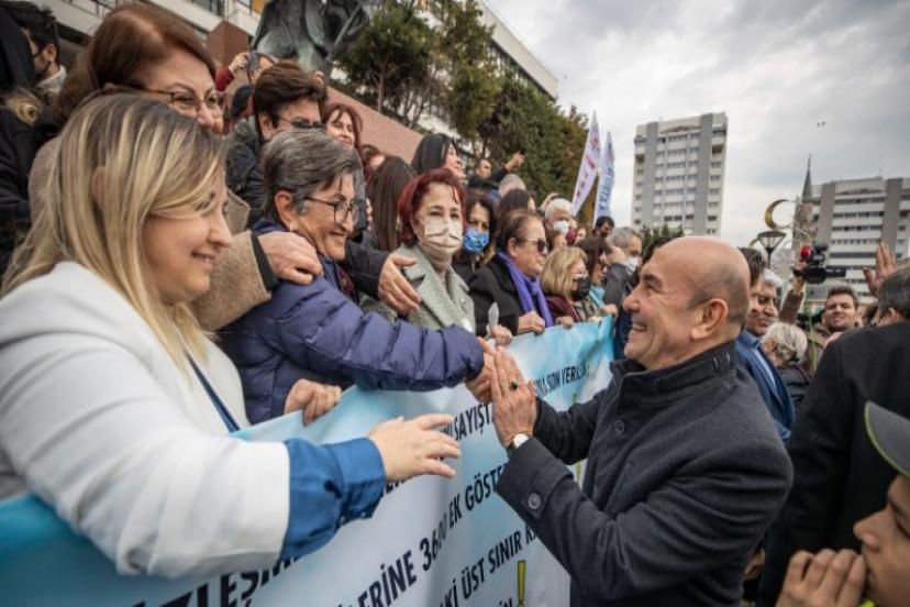 Soyer: 'Kimse belediye emekçileri yalnız sanmasın'