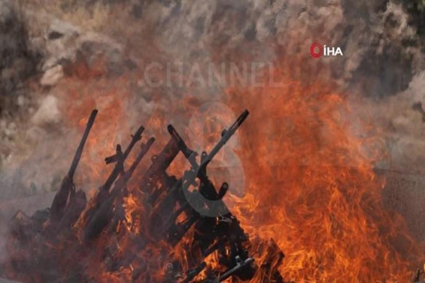 Terörsüz Türkiye yolunda tarihi adım! İlk PKK'lı terörist grubu silah bıraktı...İlk görüntüler geldi