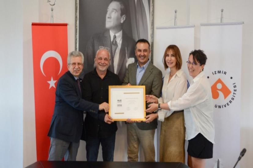 ‘Tescilli’ başarı  İzmir Ekomomi zirveye çıktı