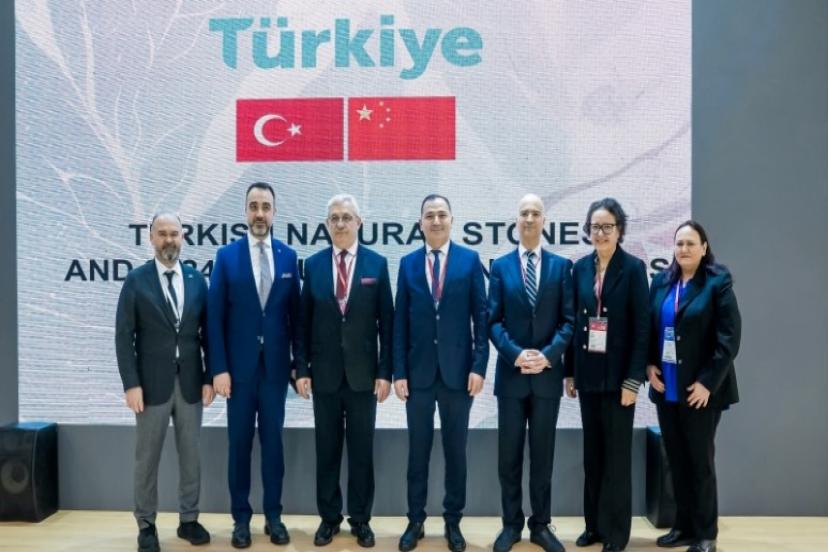Türk doğal taş sektörü Çin seddini aşmaya gitti