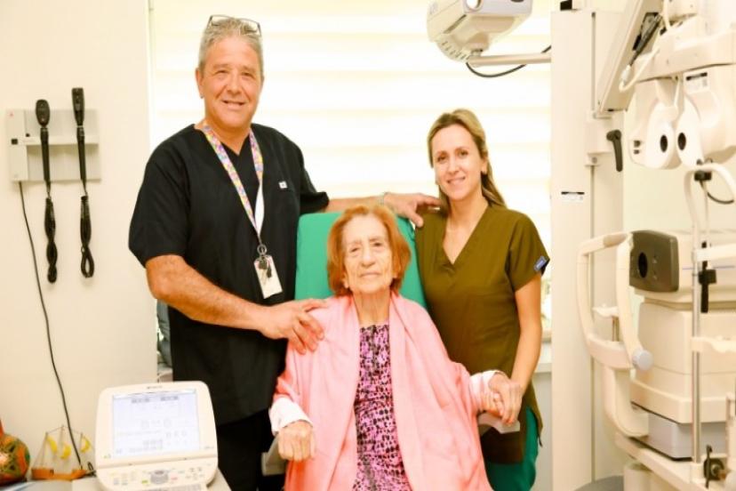 Türk Doktorların Vizyonu Sayesinde Geliştirilen 'Zıpkın Tekniği' İle Yeniden Görmeye Başladı