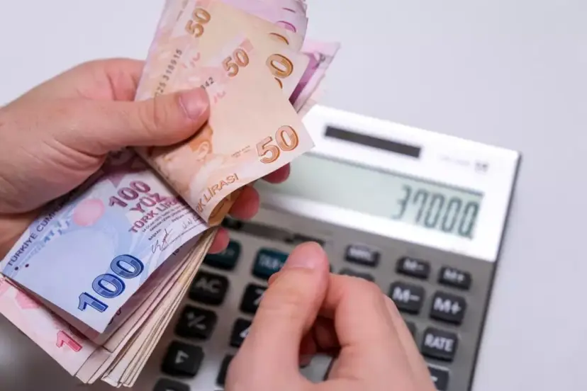 Türk-İş'in teklifi sonrası asgari ücrette tüm hesaplar değişti