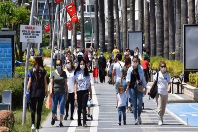 Türkiye, 15 ay sonra bugünden itibaren normalleşti! İşte 10 maddede kaldırılan kısıtlamalar