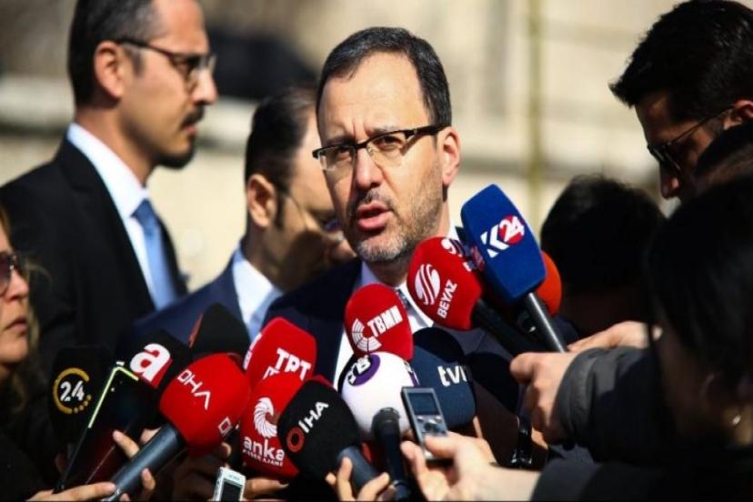 Türkiye'de koronavirüs nedeniyle tüm ligler süresiz ertelendi