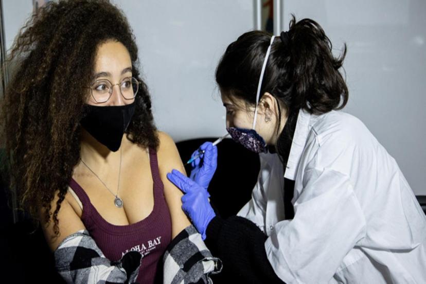 Türkiye'de de kullanılan BioNTech aşısı Hint mutasyonuna karşı yüzde 88 oranında koruma sağlıyor