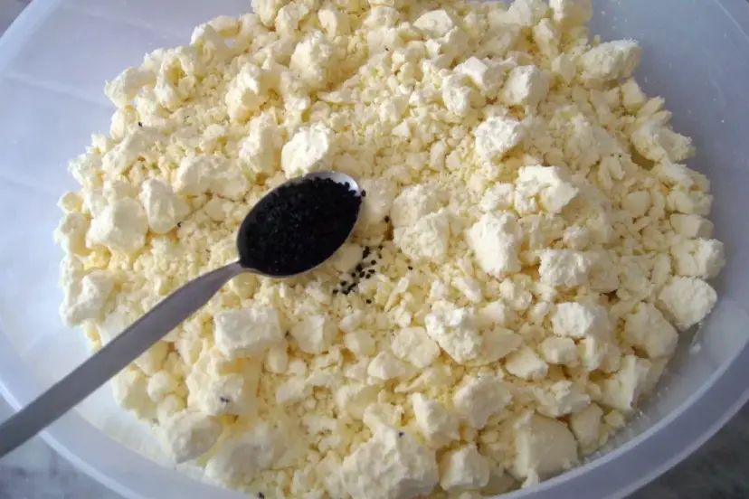 Ünlü firma tulum peyniri yerine "eritme peyniri" satıyormuş