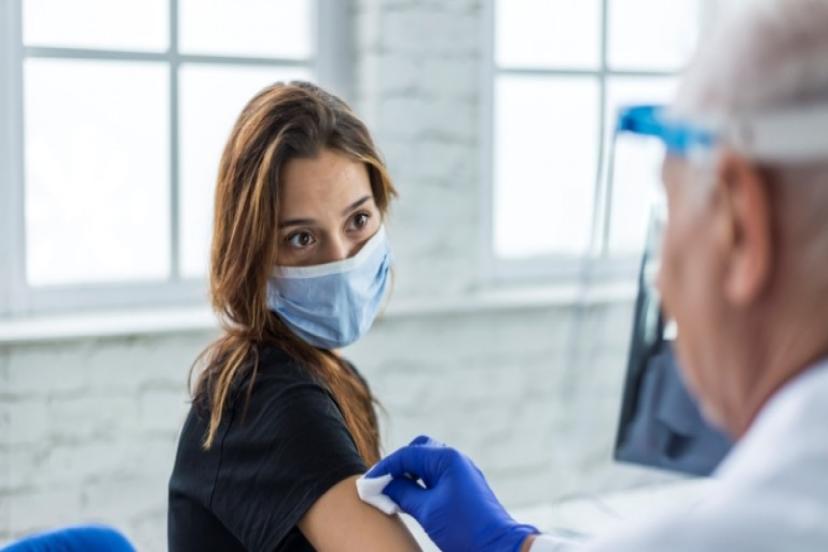 Uzmanlar Yanıtladı: Aşı Zorunluluğu Olmalı mı?