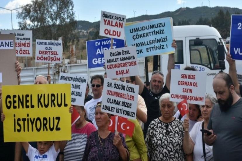 Uzundere de Kentsel Dönüşüm Mağdurları İsyan Etti: Toplanan Paralar Nerede?