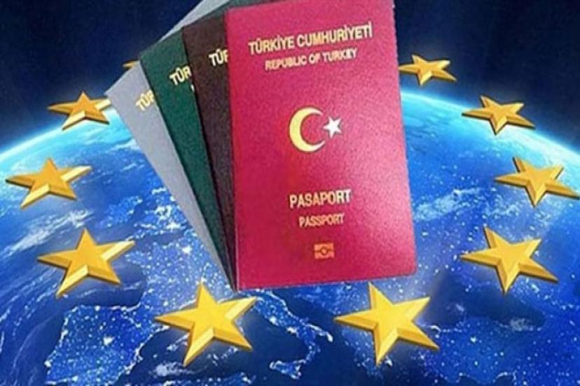 Vize Reddi Ambargolu Rusya'yı Geçti; O Ülke Türkiye'ye Siyasi Şantaja Dönüşen Vize Amaborgosunu Kırdı