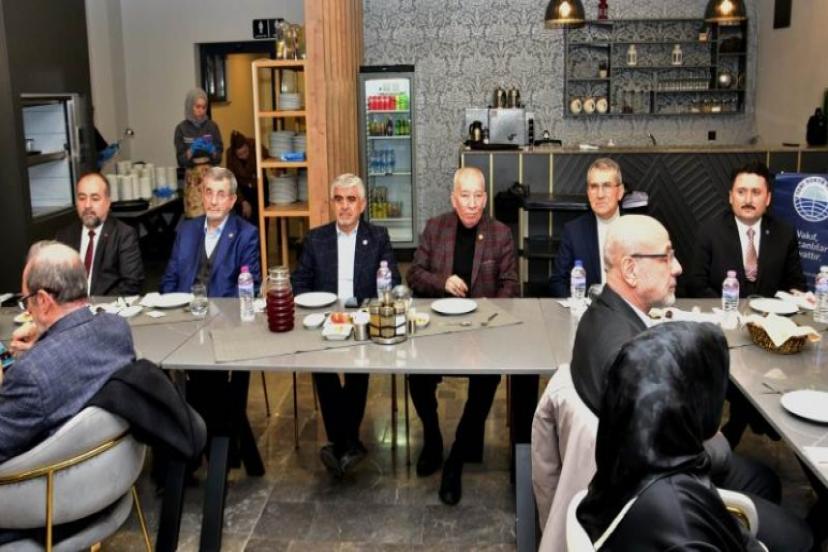 Yeni Dünya Vakfı'ndan Balıkesir'de Büyük Buluşma