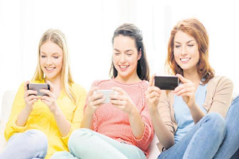 4 Kişilik Bir Ailenin Haberleşme Gideri Yıllık 4 Bin 238 TL'ye Ulaştı