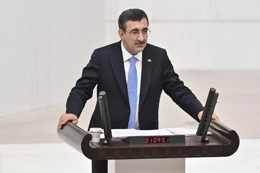 Yılmaz "Bugünkü kadar enflasyonu konuşmayacağız" diyerek tarih verdi